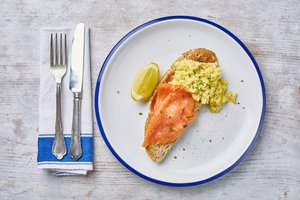 Severn & Wye Smoked Salmon – scrambled egg, wholem